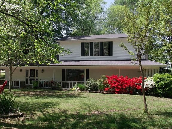 5th image of 109 Foxwood Village Dr