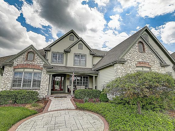3rd image of 1721 Red Tail Ct