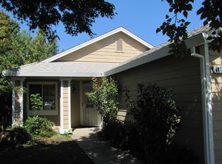 8411 Dartford Dr, Sacramento, CA 95823