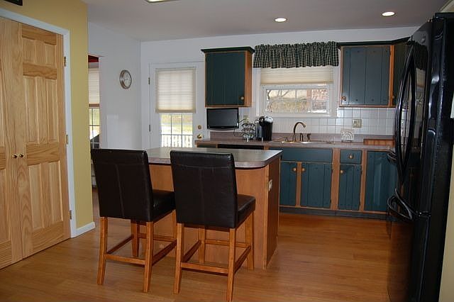 2nd image of 66 Grandview Ter