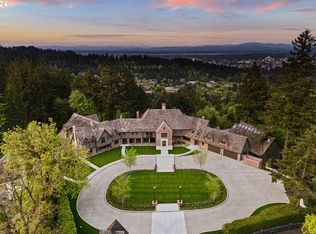 4311 SW Greenleaf Dr, Portland, OR 97221