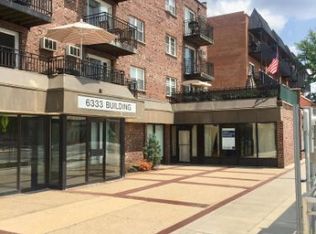6331 W Highland Ave APT 3F, Chicago, IL 60646