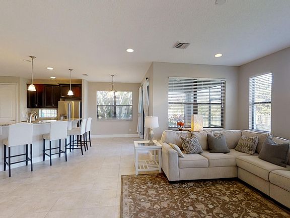 3rd image of 8067 Quimby Ct