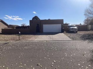 10 Milton Loop, Los Lunas, NM 87031