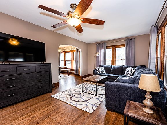 4th image of 514 Howard Ave