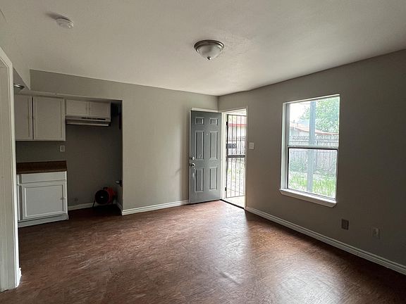 4th image of 1723 W Mayfield Blvd #3