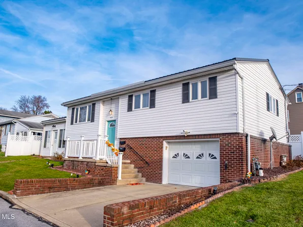 423 E Caroline Ave, Altoona, PA 16602