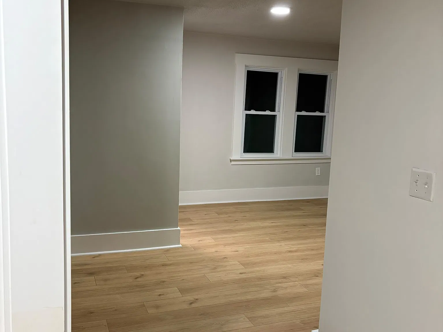 4 bed, 1080 sqft, $2,400 — Photo 2