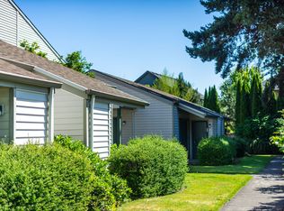 33713 NE Williams St APT F4, Scappoose, OR 97056