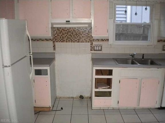 5th image of 1237 Eaglewood Dr
