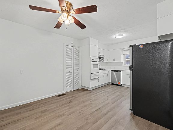 5th image of 718 W Norman St