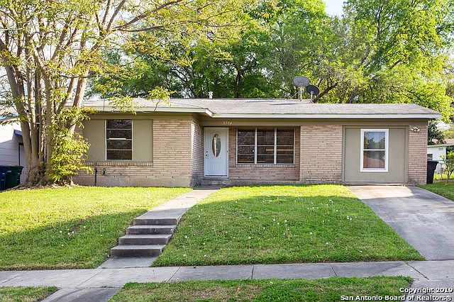 1st image of 3734 Crossette Dr