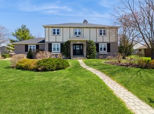 230 S Constitution Dr, Aurora, IL 60506