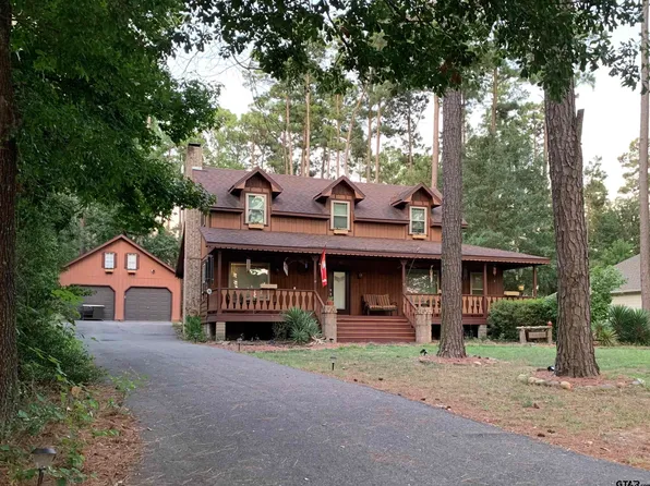 164 Pine Needle Gln, Holly Lake Ranch, TX 75765