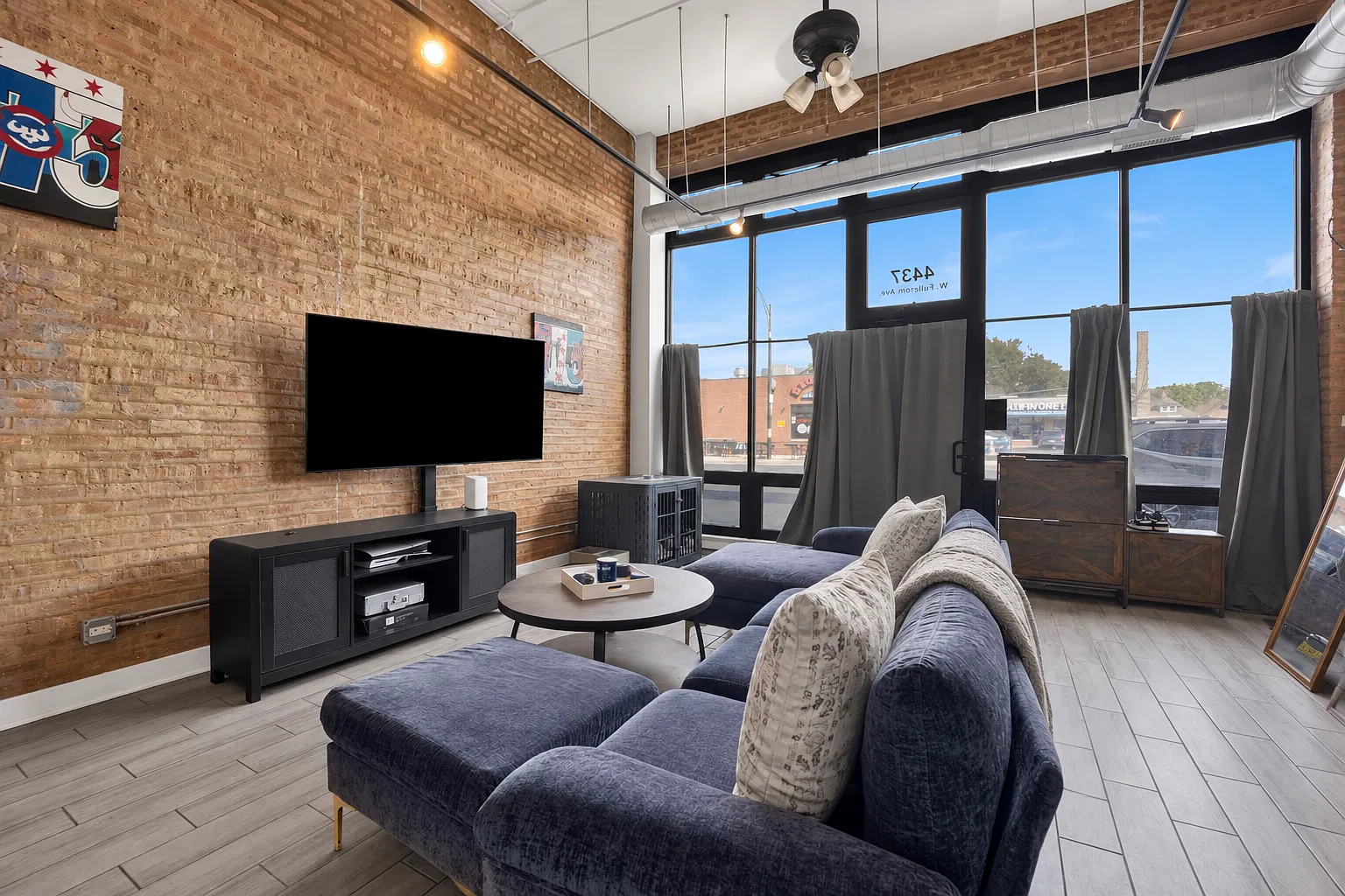 2 bed, $1,995 — Photo 4