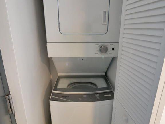 4th image of 6001 W Flagler St APT 501