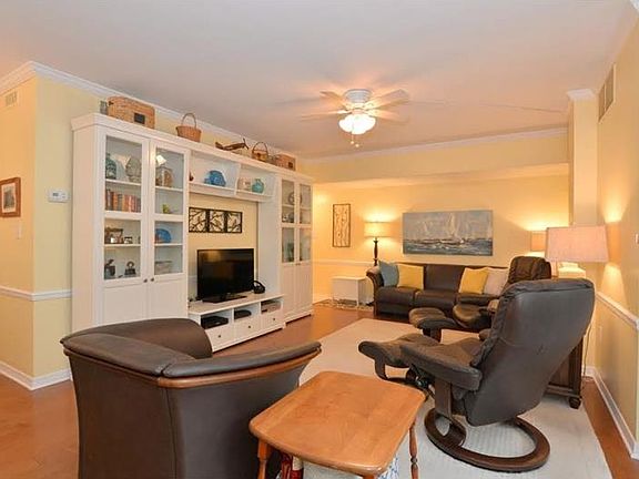 4th image of 311 E Morse Blvd APT 6-4