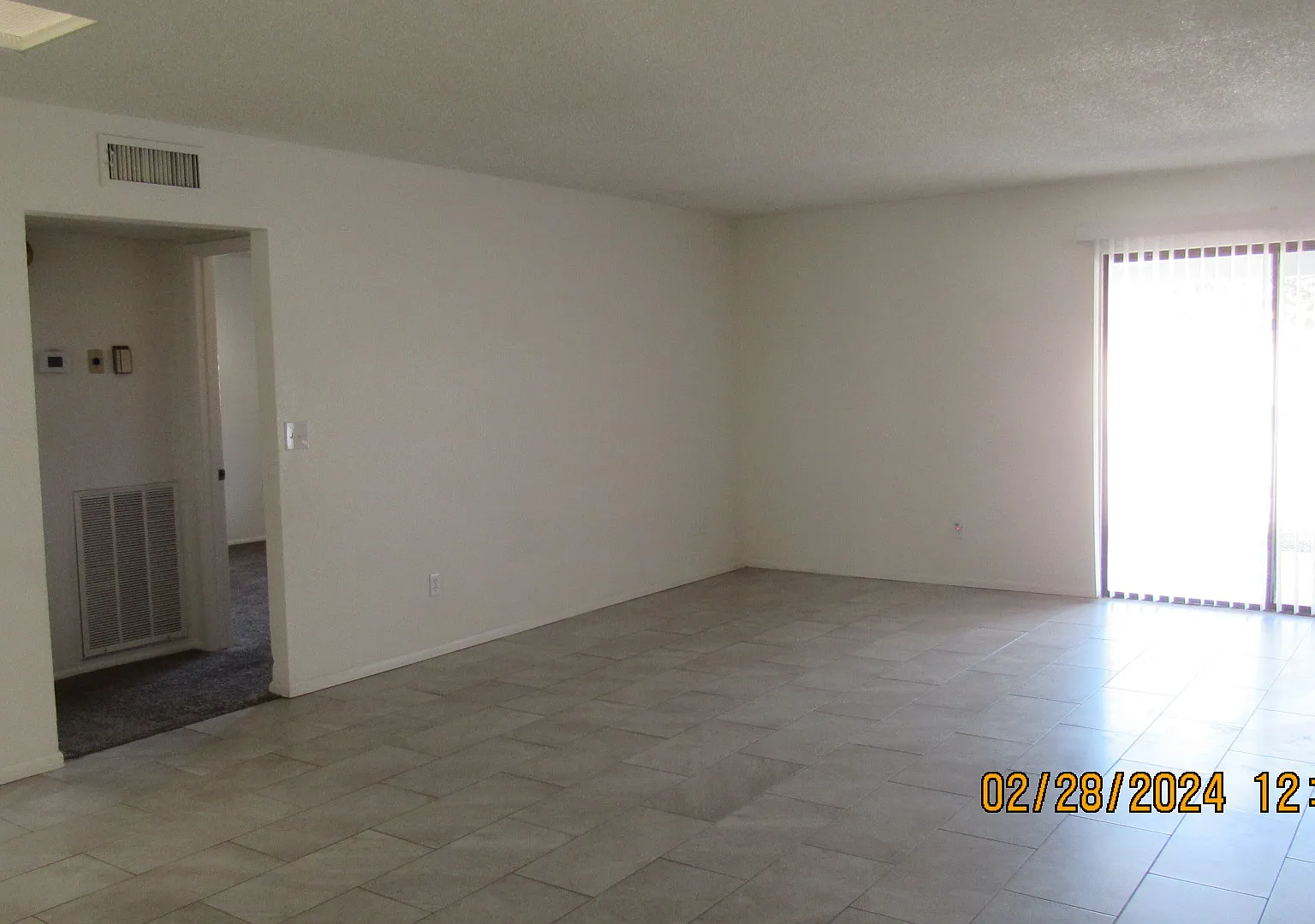 3 bed, 1640 sqft, $1,900 — Photo 3