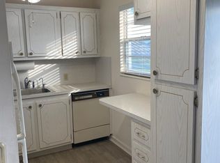 29 Preston Way #A, Boca Raton, FL 33434