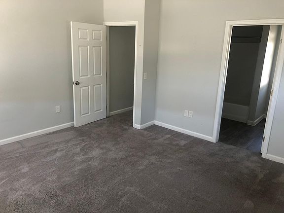 3rd image of 263 W Harrison Ave