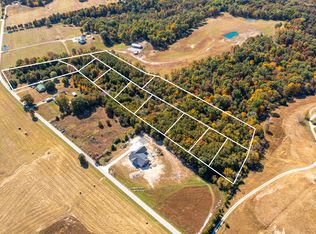 999 Low Gap Rd, Irvine, KY 40336