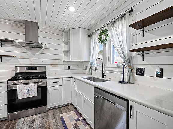 4th image of 1090A Williams Ln