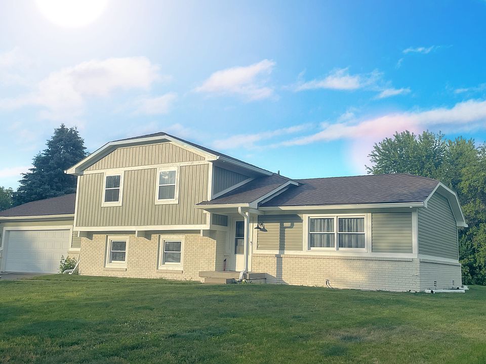 1st image of 439 Pleasantview Dr