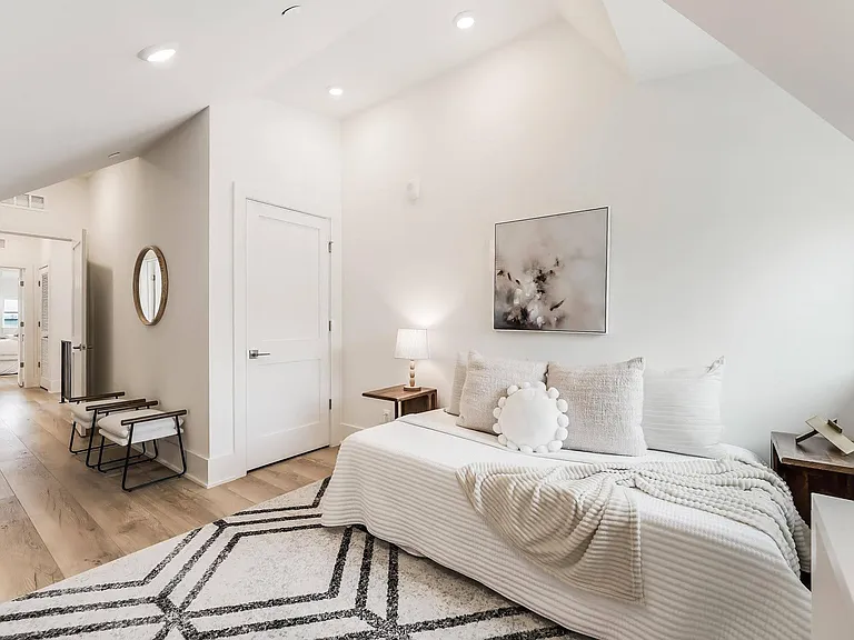 1262 Talbert St SE #1 — Photo 6