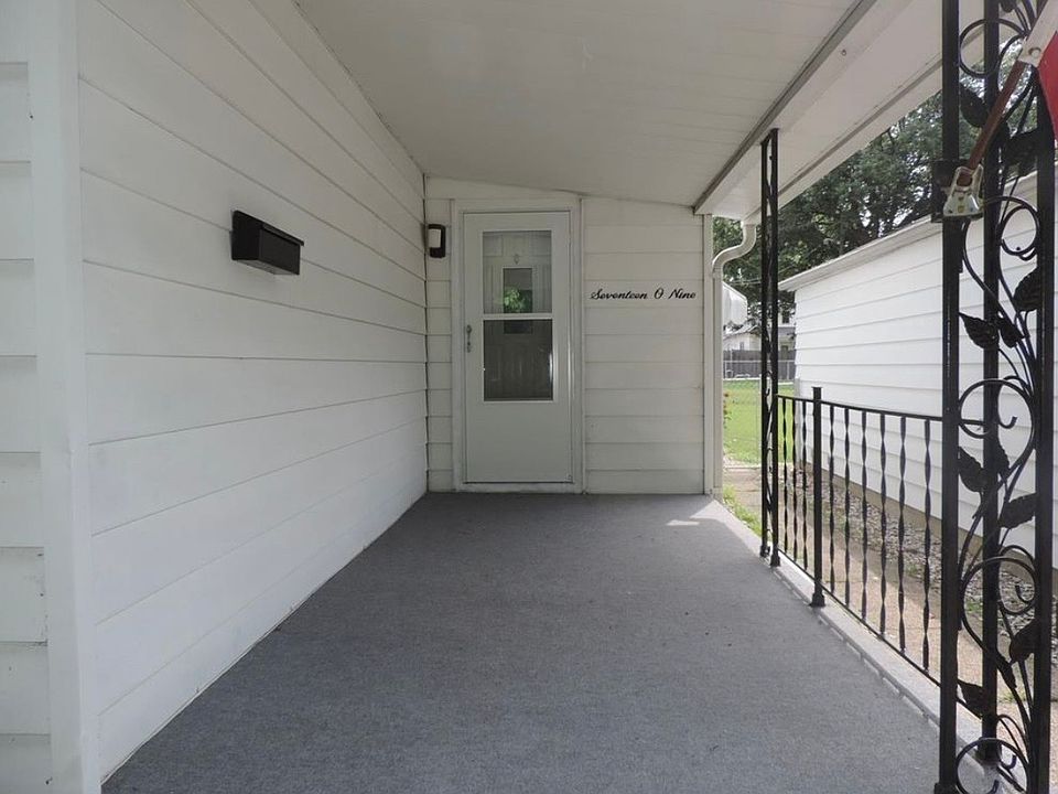 1st image of 1709 N 12th St