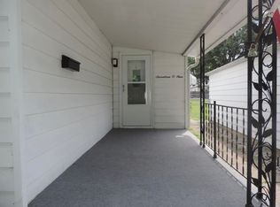 1709 N 12th St, Terre Haute, IN 47804