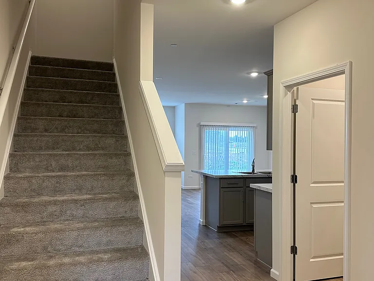 2204 Horseshoe Cir — Photo 3