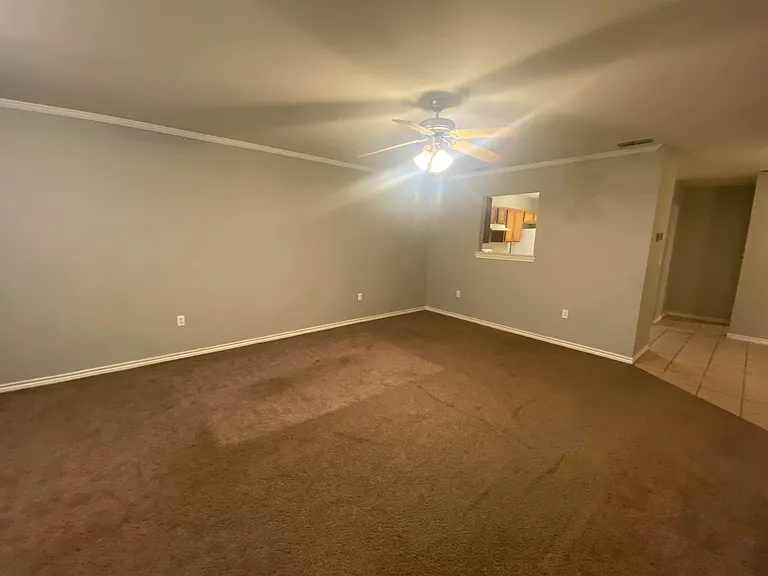 5420 Kemper St — Photo 11