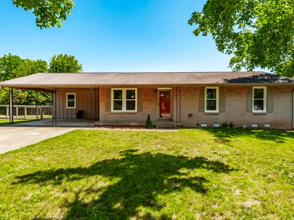 100 Hull Ln, Hendersonville, TN 37075