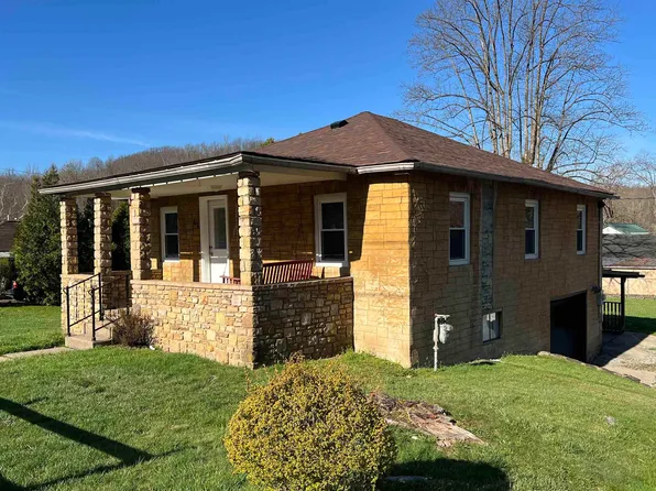 41 Pricketts Fort Rd, Fairmont, WV 26554