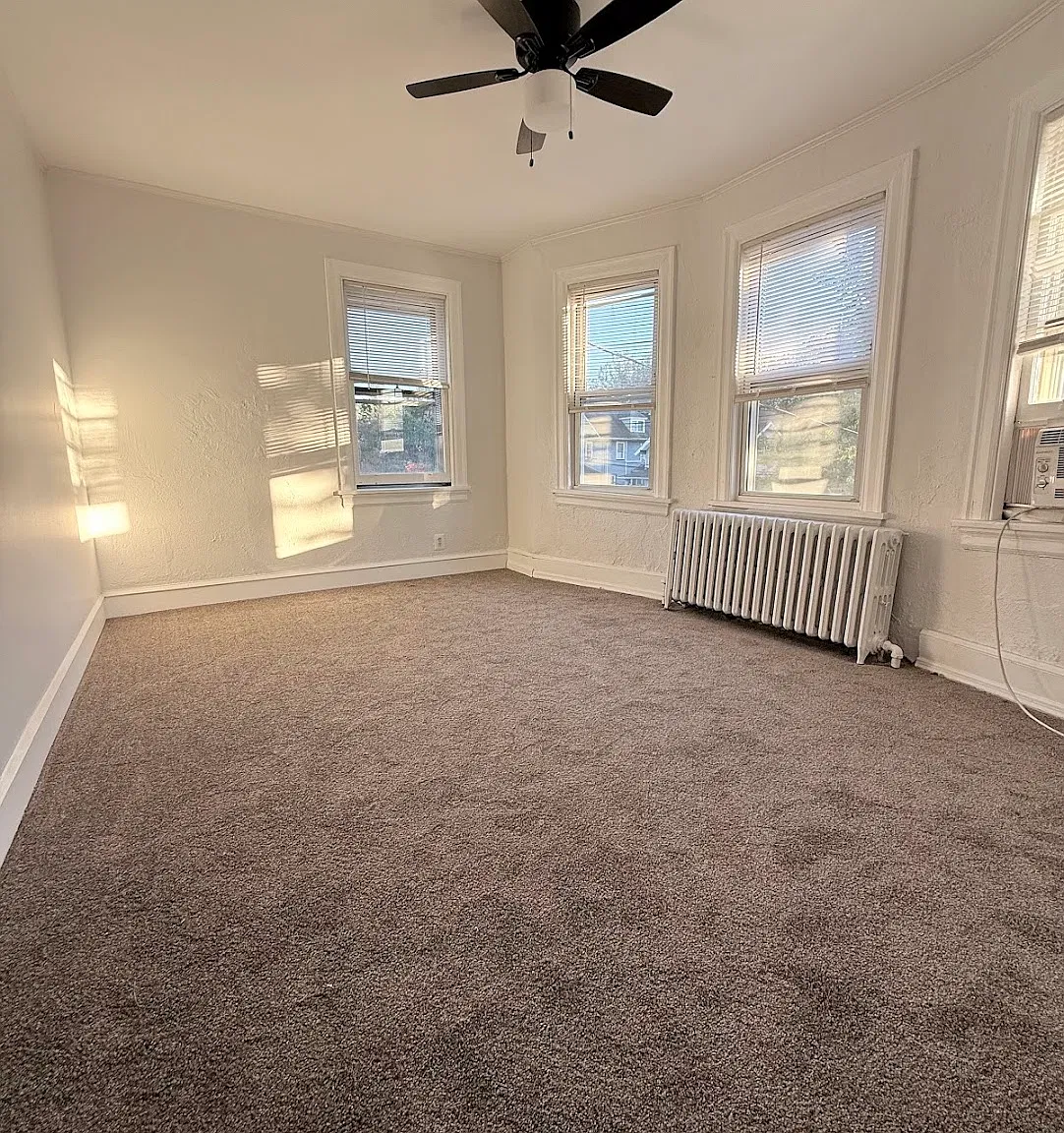 3 bed, 1.5 bath, $2,650 — Photo 4