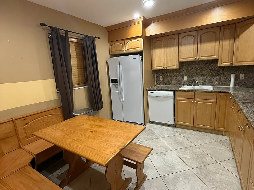 4131 Stirling Rd #308