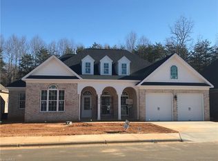 6210 Bedstone Dr, Greensboro, NC 27455