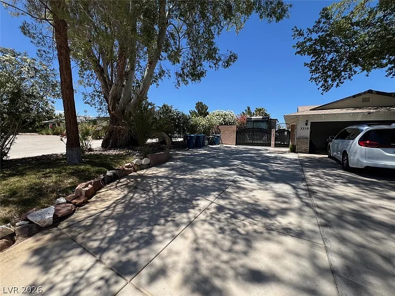 3310 W Mardon Ave — Photo 3