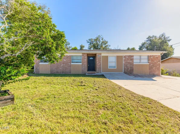 228 E Holly Dr, Orange City, FL 32763