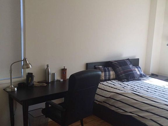 4th image of 151 E 31st St APT 28B