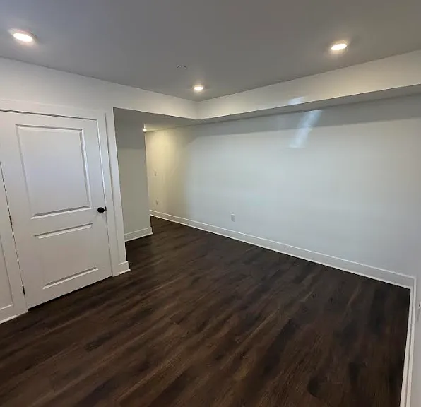 1240 W Erie Ave #1 — Photo 9