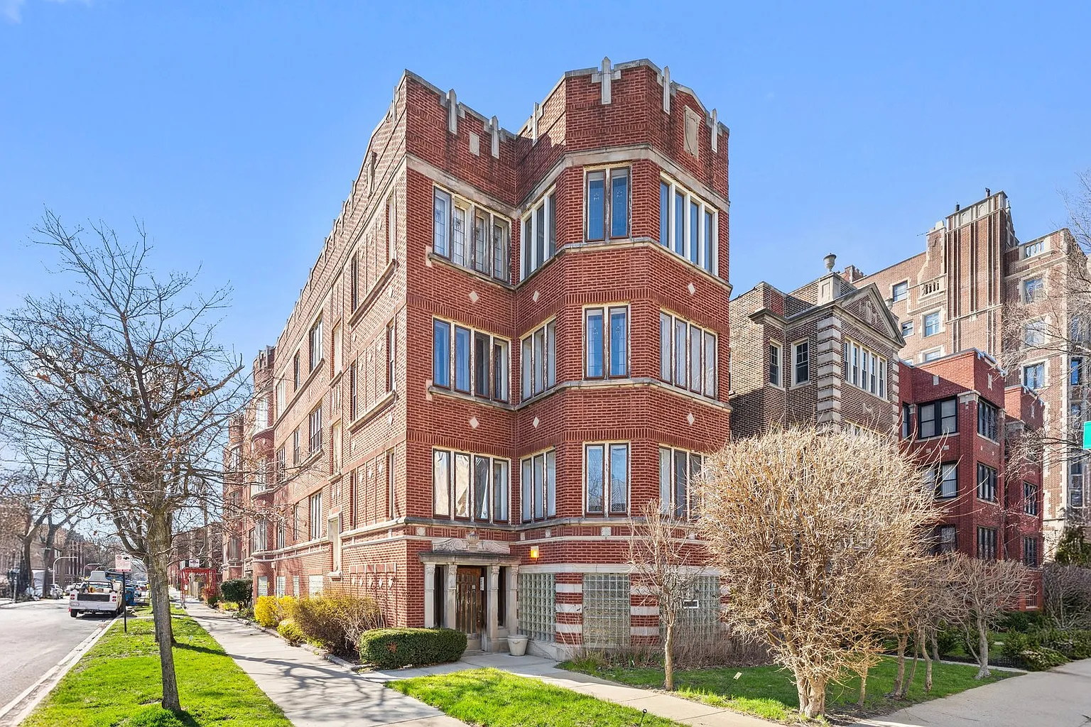 6756 S Oglesby Ave #1 photo 1