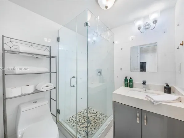 2520 SW 20th St #1, Miami, FL 33145