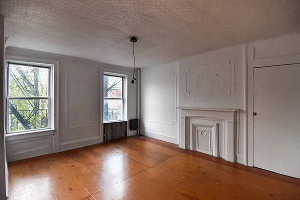 Rented by The Agency | media 1