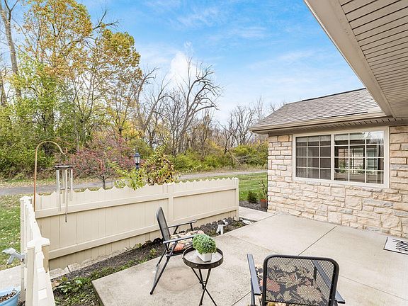 2nd image of 188 Pioneer Cir