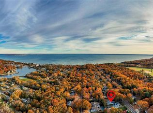 875 Sigsbee Rd, Mattituck, NY 11952