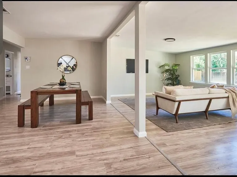 2207 Galway St — Photo 9