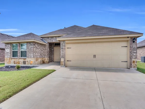 397 War Emblem Ln, Waxahachie, TX 75165