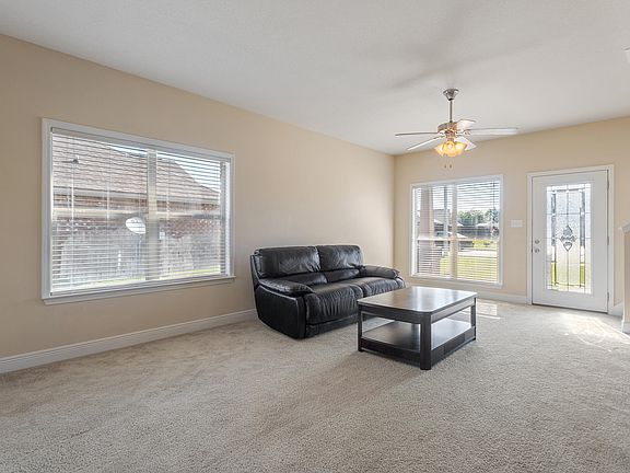 4th image of 18143 Canal Junction Dr