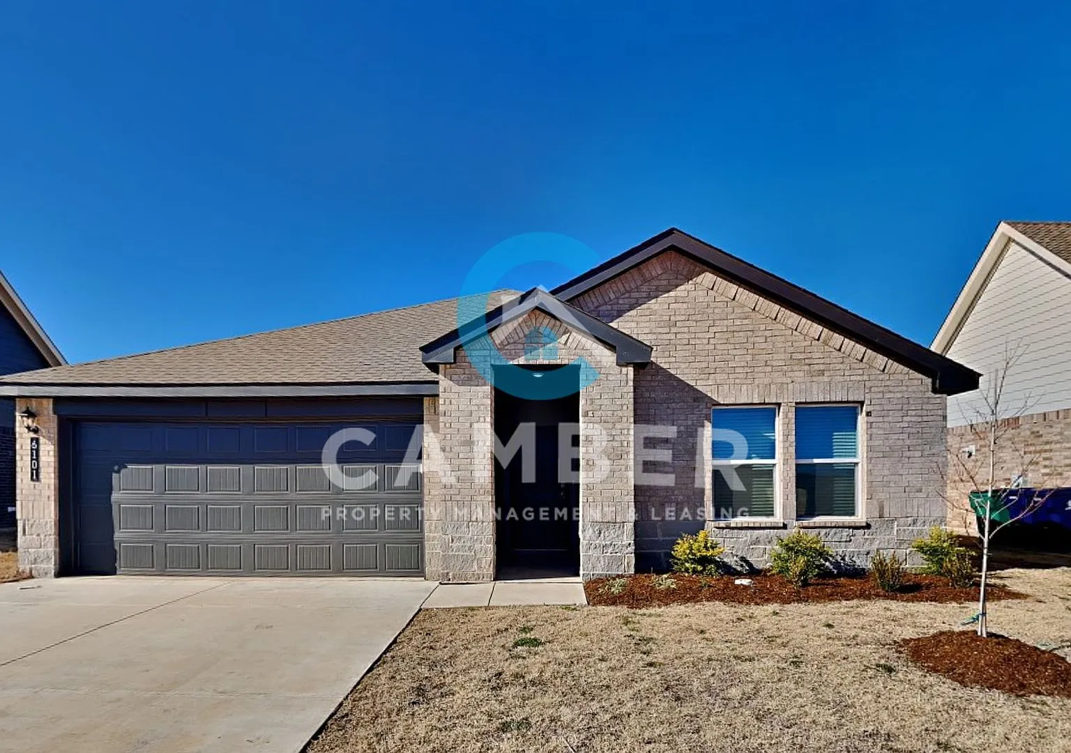 Beautiful and Spacious 4 Bedroom 2 Bath Home in Putnam City Schools — Photo 1